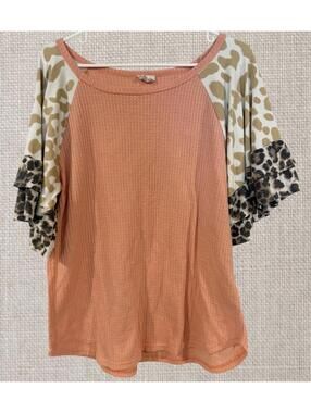 Womens BIB Short sleeve Top Size Small